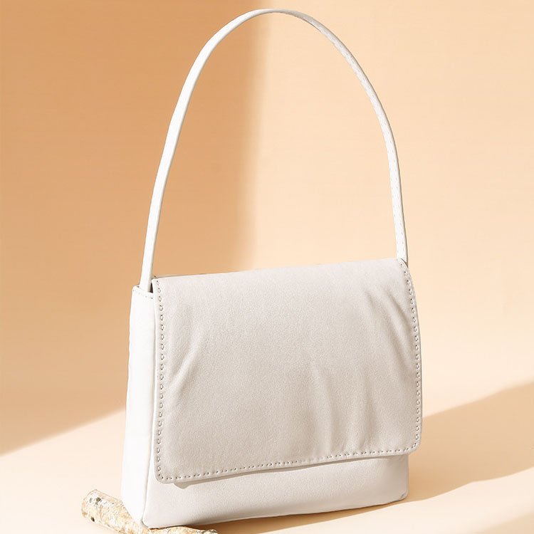 side of Vegetable Tanned Leather Shoulder Bag white